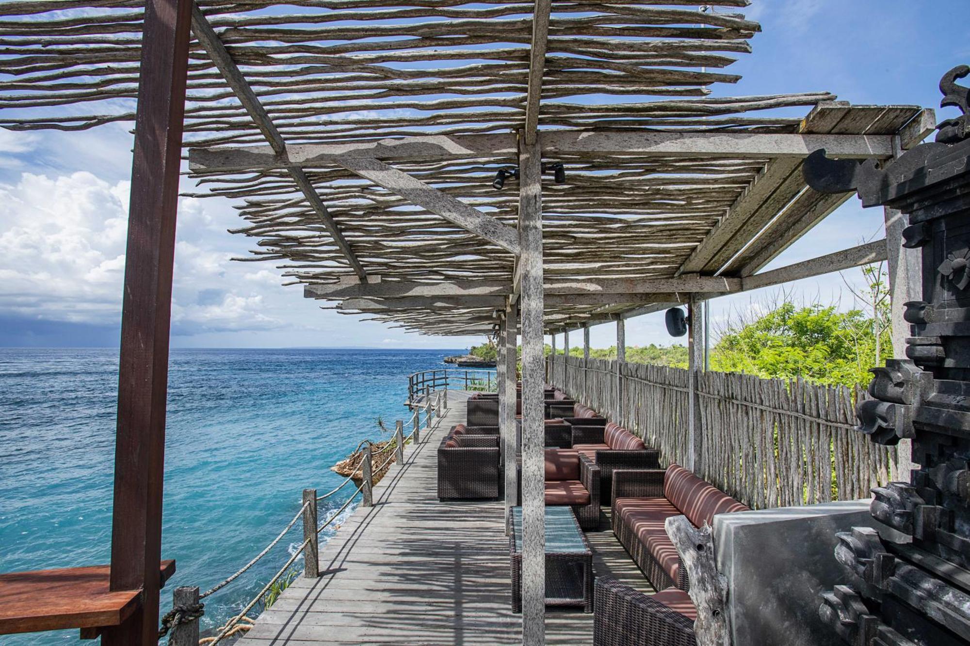 Water Blow Huts Nusa Lembongan  Exterior photo