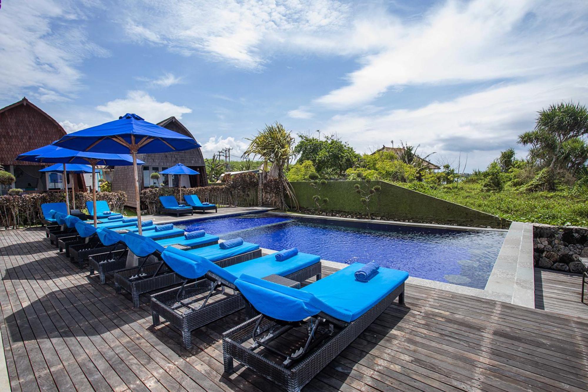 Water Blow Huts Nusa Lembongan  Exterior photo