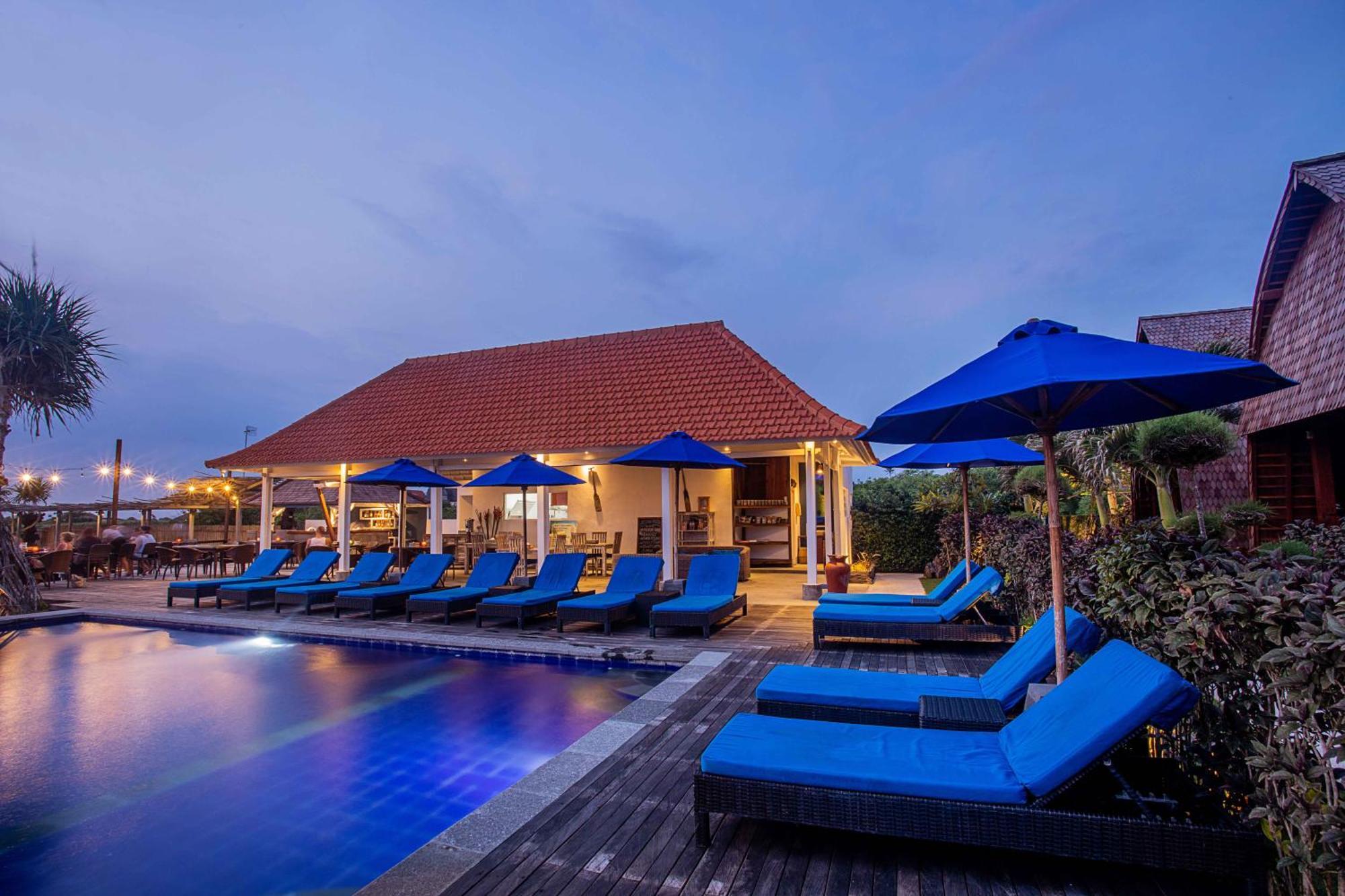 Water Blow Huts Nusa Lembongan  Exterior photo